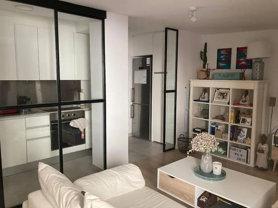 Ideal Apartamento Con Terraza En Bernabeu location